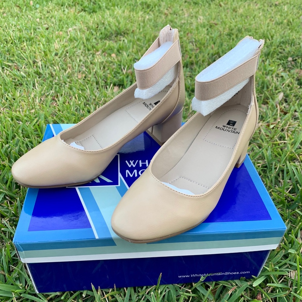 🌸White Mountain Elastic Ankle Strap Dress Pumps🌸